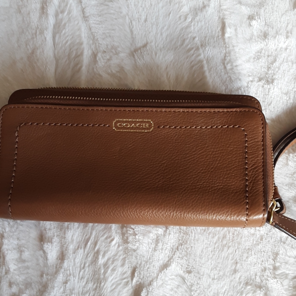 Coach neutral tan wallet/wristlet